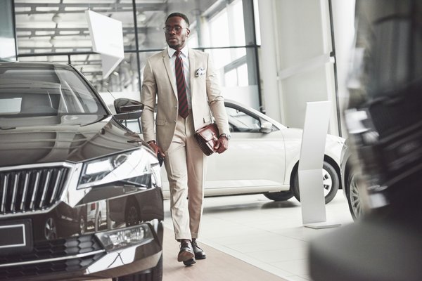 Location de voiture à Avignon : pourquoi opter pour ce service ?